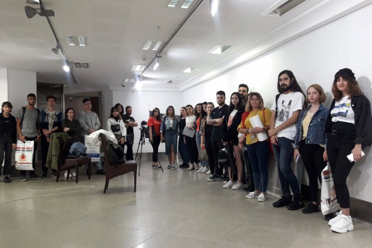 Sanat Yönetimi Bölümü Öğrencileri Sanatçı Ahmet Duru’yu Ziyaret Etti